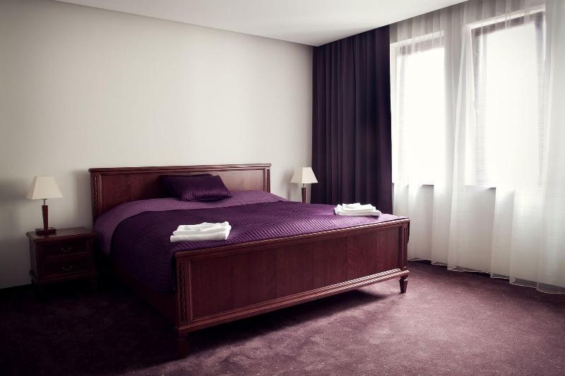 Hotel Park Avenue **** Piest'any Exterior photo