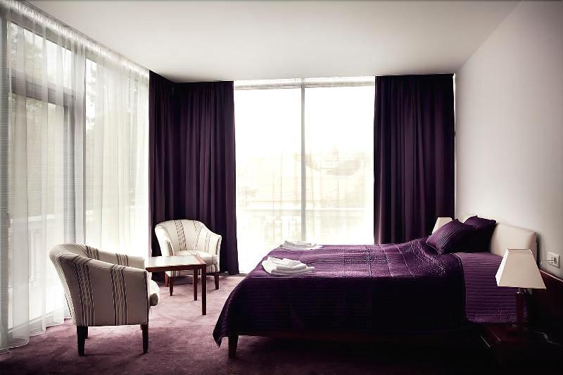 Hotel Park Avenue **** Piest'any Exterior photo